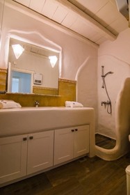 St Lazarus Villa