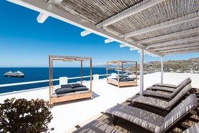 Tagoo Hotel