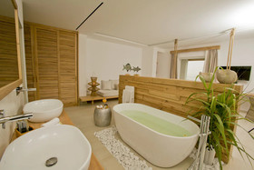 Thalassa Boutique Hotel