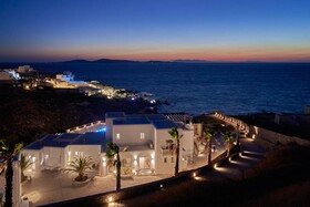 Ubud Mykonos Hotel