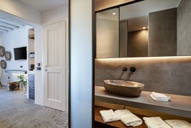 Ubud Mykonos Hotel