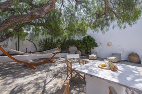 Villa Josephine by the Pearls Collection
