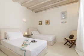 Villa Melmastia