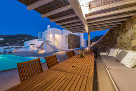 Villa Melmastia