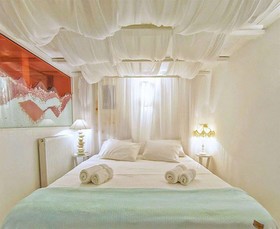 Zinas Villas