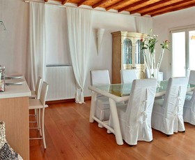 Zinas Villas