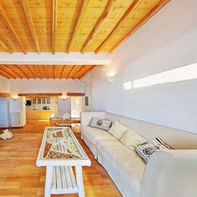Zinas Villas