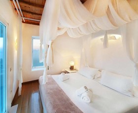 Zinas Villas