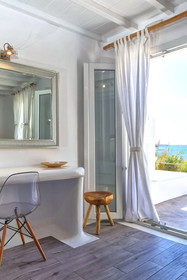 Aelia Mykonos