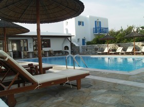 Anemos Apartments & Studios