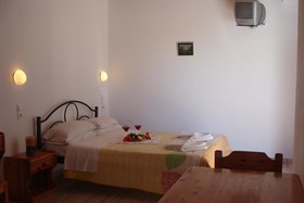 Anemos Apartments & Studios