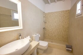 Anixi Hotel