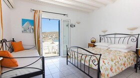Anixi Hotel