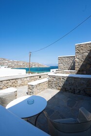 Anixi Hotel