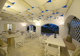 Corfos Hotel Mykonos