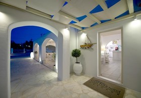 Corfos Hotel Mykonos