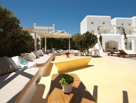 Corfos Hotel Mykonos