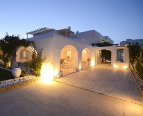 Corfos Hotel Mykonos