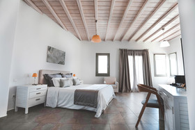 Deliades Hotel