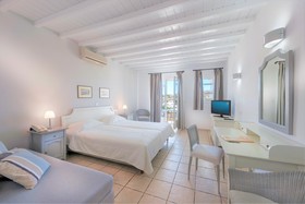Deliades Hotel