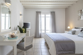 Deliades Hotel