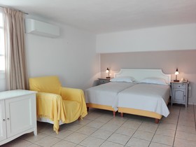 Deliades Hotel