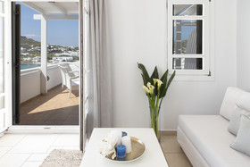 Deliades Hotel