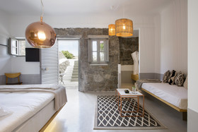 Dreambox Mykonos Suites