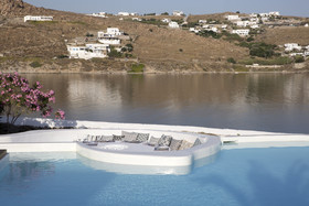 Dreambox Mykonos Suites