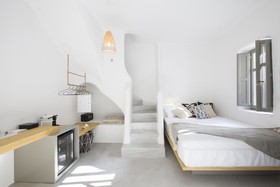 Dreambox Mykonos Suites