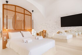 Faos Exclusive Suites
