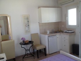 Gelos House