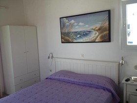 Gelos House