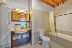 Jewel Apartments