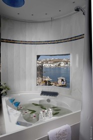 Kivotos Mykonos