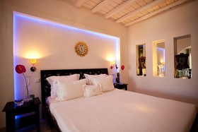 Kivotos Mykonos