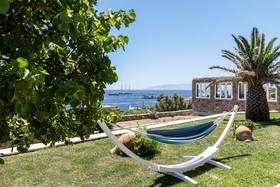 Sea View Residence