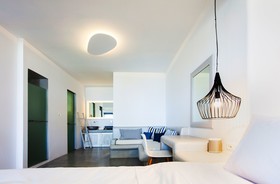 Sea View Residence
