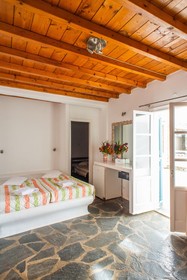 New Paradise Beach Resort