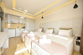 Tropicana Hotel , Suites & Villas Mykonos