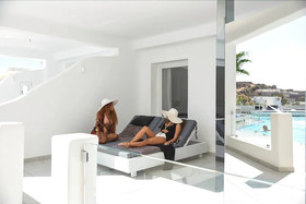 Tropicana Hotel , Suites & Villas Mykonos