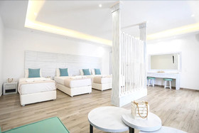 Tropicana Hotel , Suites & Villas Mykonos