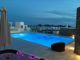 The George Hotel
