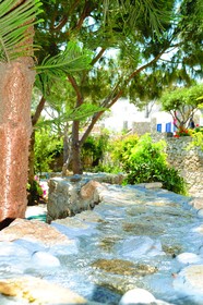 Kamari Hotel