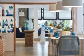 Myconian Ambassador Relais & Chateaux Hotel
