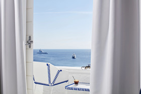 Myconian Ambassador Relais & Chateaux Hotel