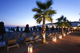 Mykonos Dove Beach Hotel