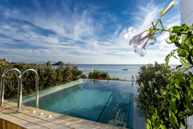 Mykonos Dove Beach Hotel
