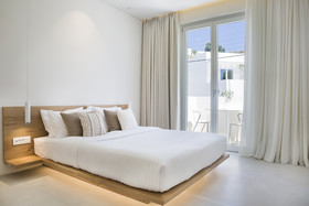 Mykonos Dove Beach Hotel