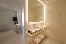 Mykonos Dove Beach Hotel